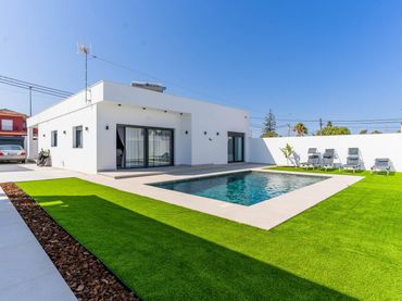 Xalet amb piscina en venda a Núcleo urbano