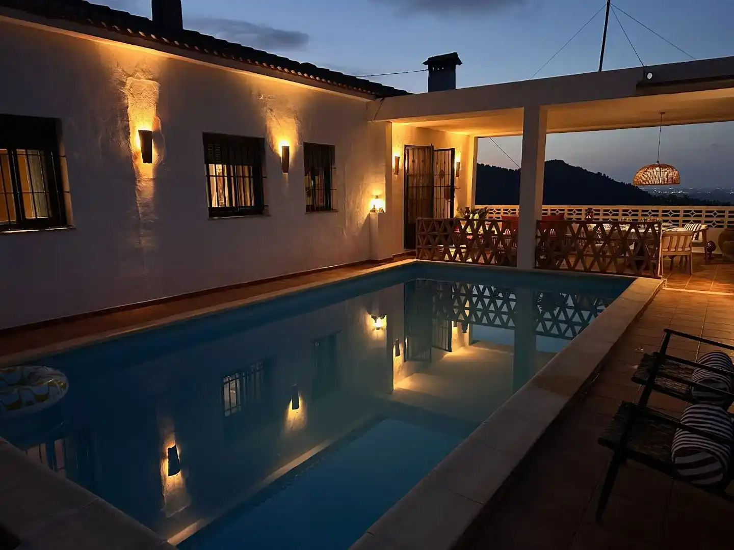 Swimming pool of Houses for rent in Llaurí, Valencia