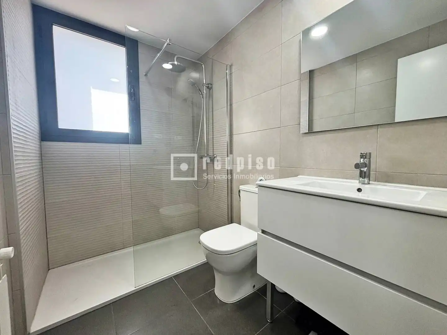 Piso en venta en Alovera