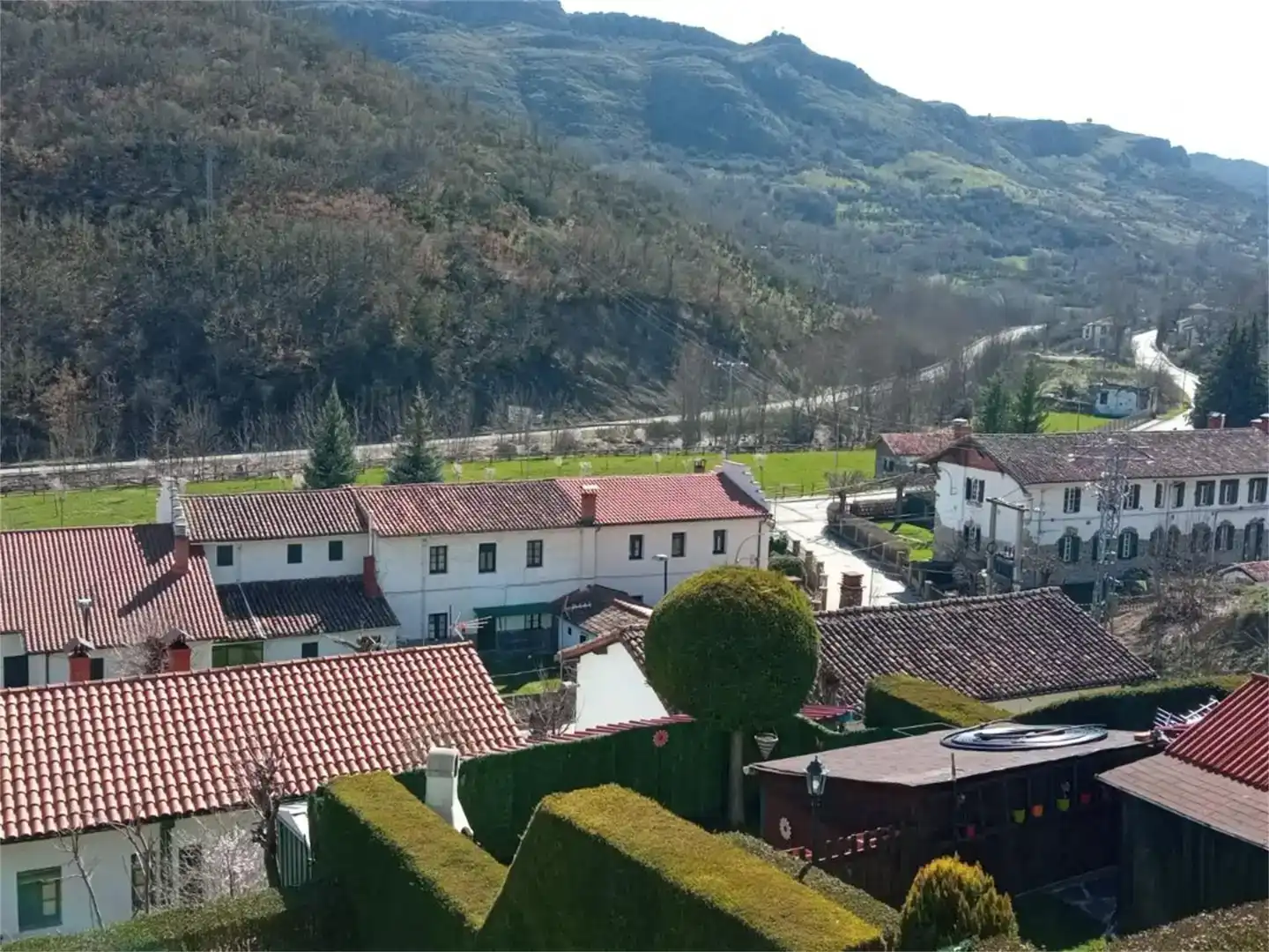 Vista exterior de Piso en venta en Sabero con Jardín privado y Amueblado