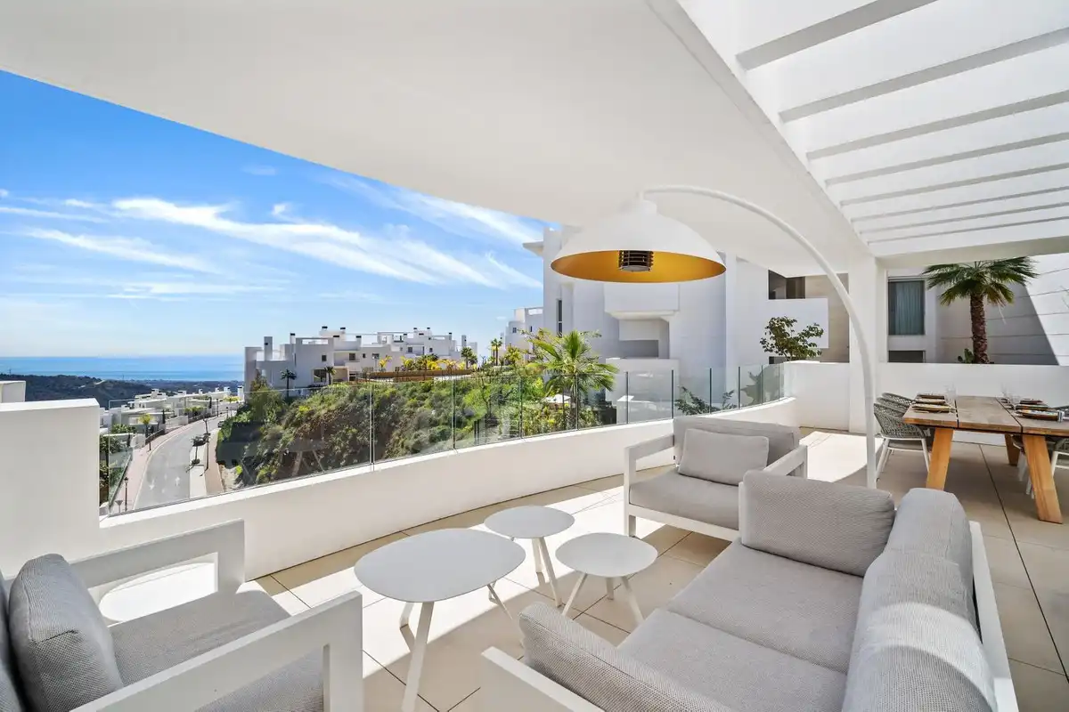 Terraza de Piso en venta en Marbella con Terraza y Piscina