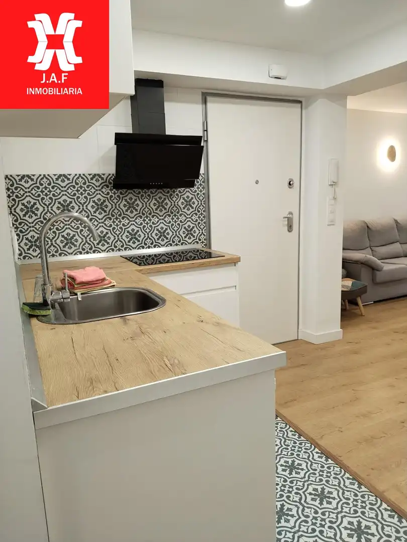 Küche von Wohnung zur Miete in Moncada mit Klimaanlage, Terrasse und Möbliert
