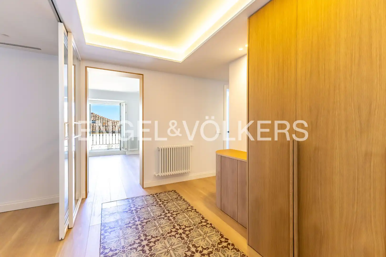 Flat for sale in Madrid  with Air Conditioner, Heating and Storage room