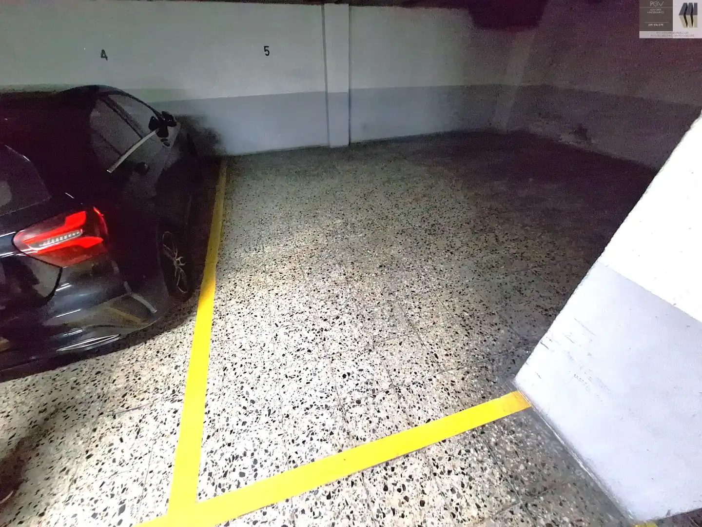 Parking de Garaje en venta en Os Mallos