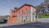 Vista exterior de Casa adosada en venda en Laviana amb Parquet i Balcó