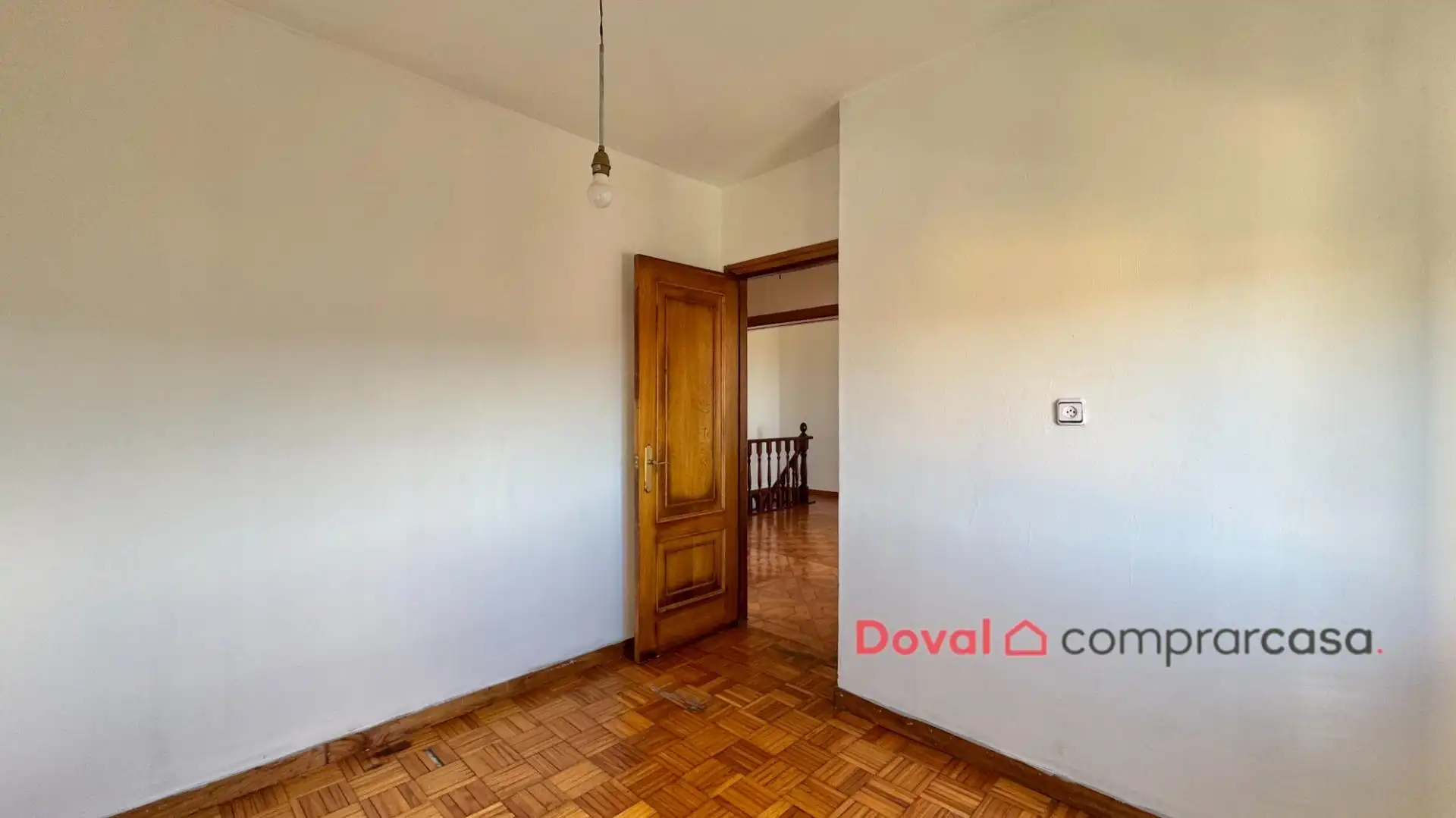 Houses for sale in Vigo   with Heating, Private garden and Parquet flooring