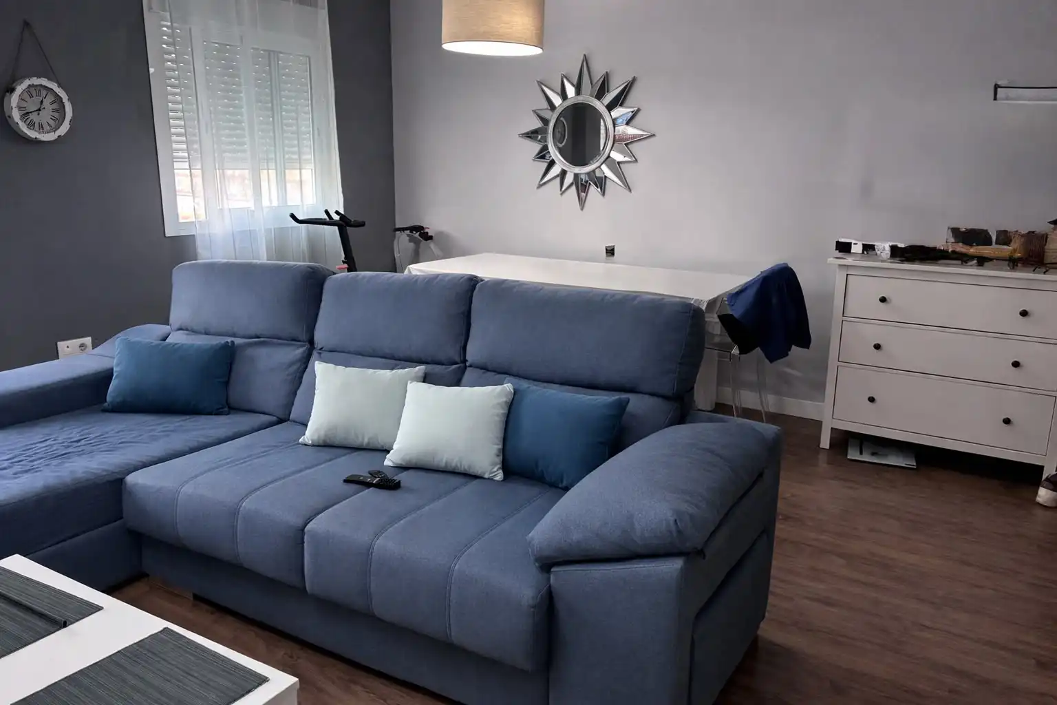 Sala d'estar de Pis en venda en Los Barrios