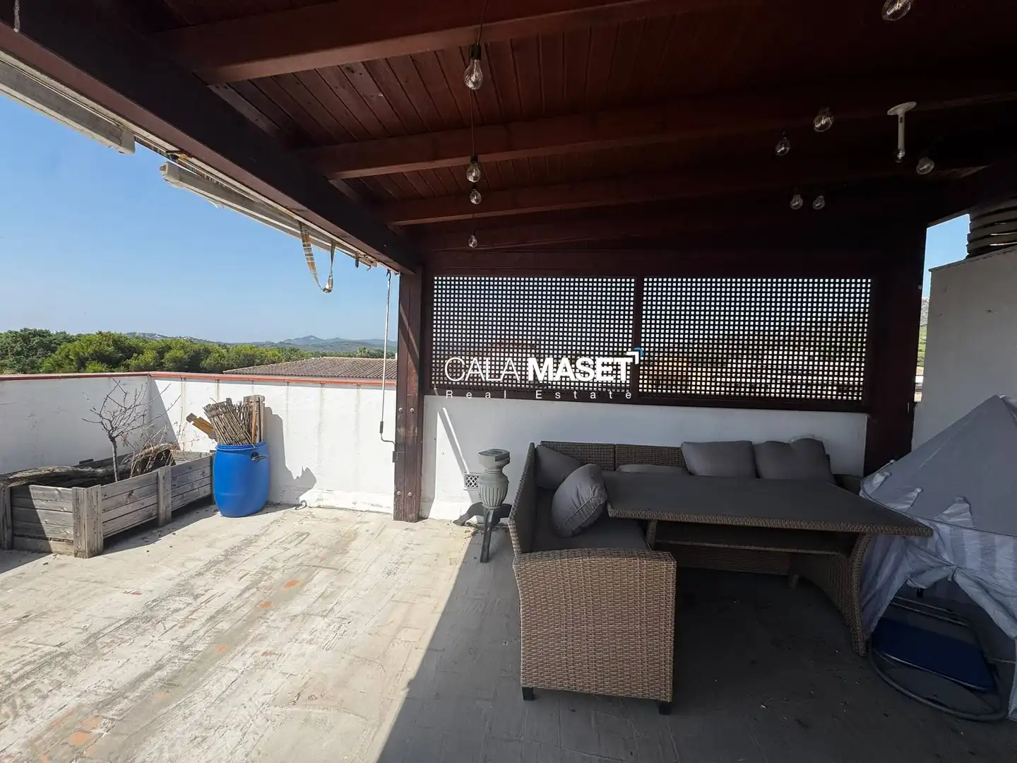 Terraza de Ático en venta en Castell d'Aro, Platja d'Aro i s'Agaró con Calefacción, Terraza y Amueblado