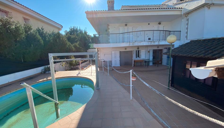 Foto 1 de Casa adosada en venda a Carrer de Costa Rica, Las Atalayas - Urmi - Cerro de Mar, Castellón