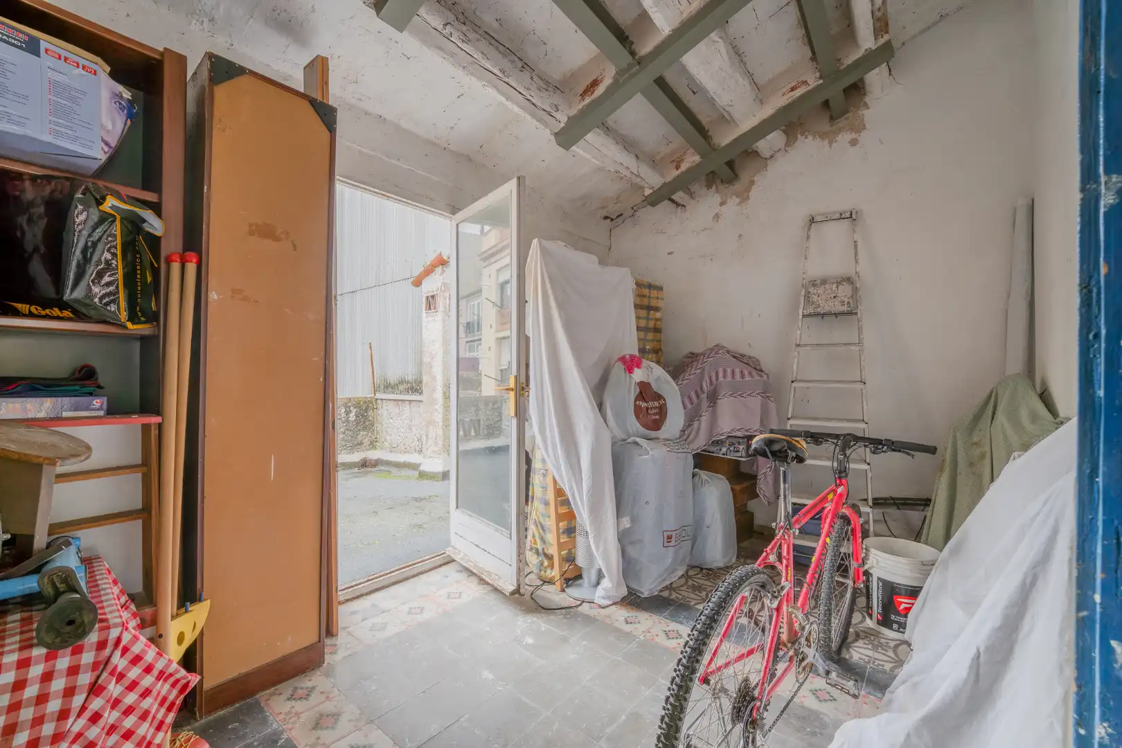 Wohnung zum Verkauf in Girona mit Heizung und Terrasse
