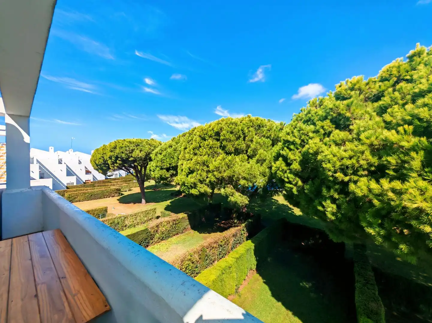 Apartamento con terraza en venta en Novo Sancti Petri, imagen 15