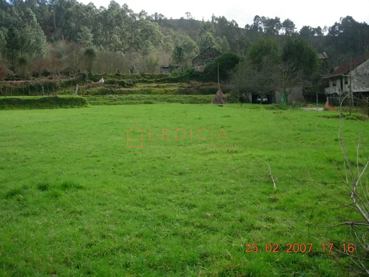 Residencial en venta en Crecente