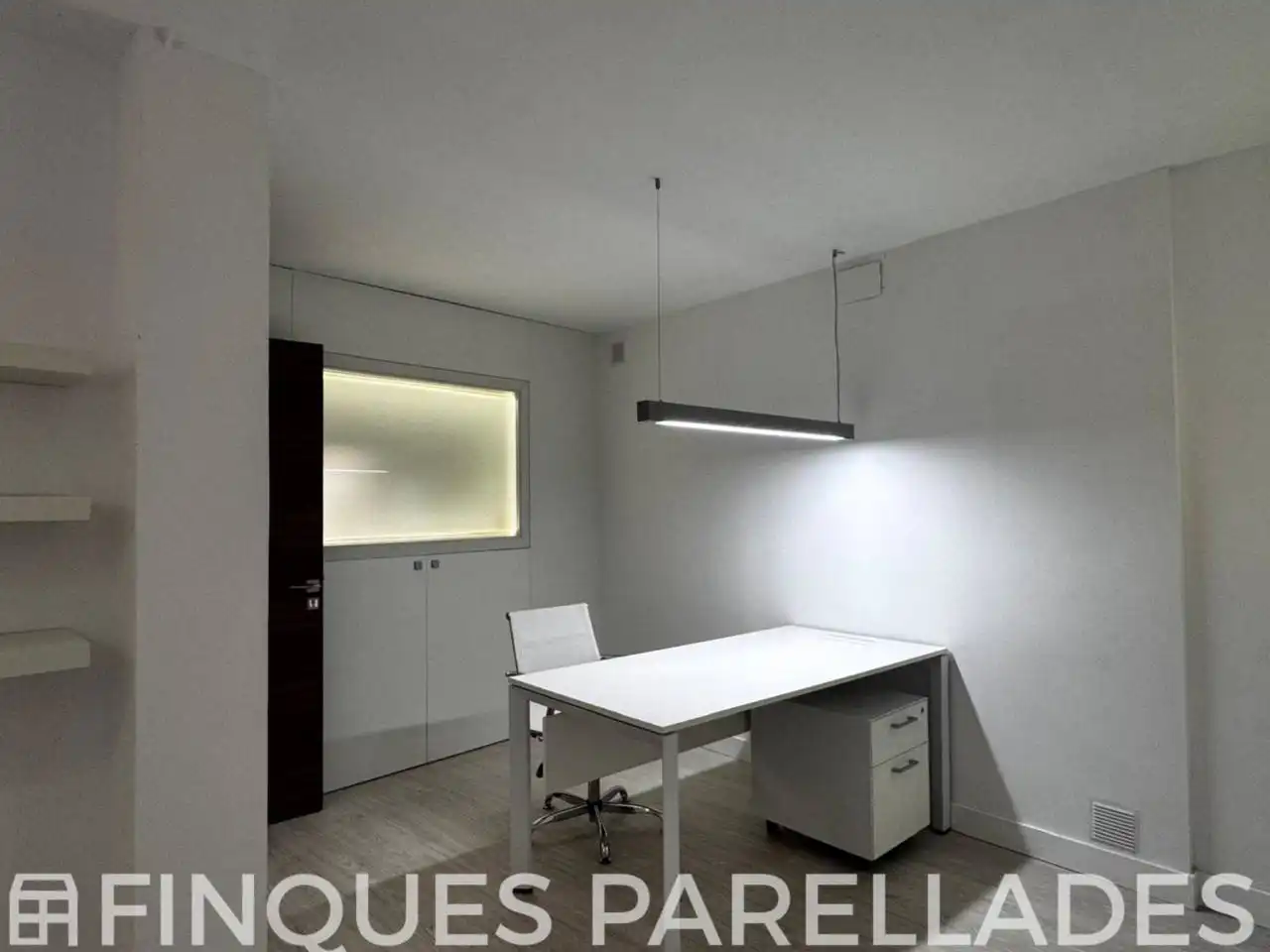 Büro zur Miete in Sitges mit Klimaanlage und Heizung