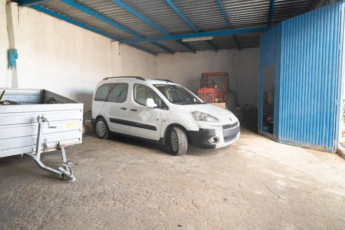 Parking of Country homes for sale in Jódar  with Air Conditioner and Heating