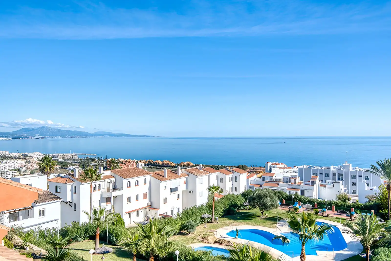 Exterior view of Attic for sale in Manilva  with Air Conditioner, Terrace and Swimming Pool