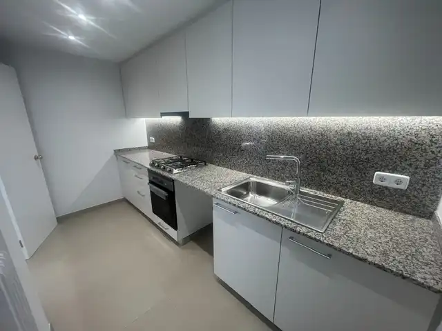 Kitchen of Flat for rent in Sant Cugat del Vallès  with Heating and Oven