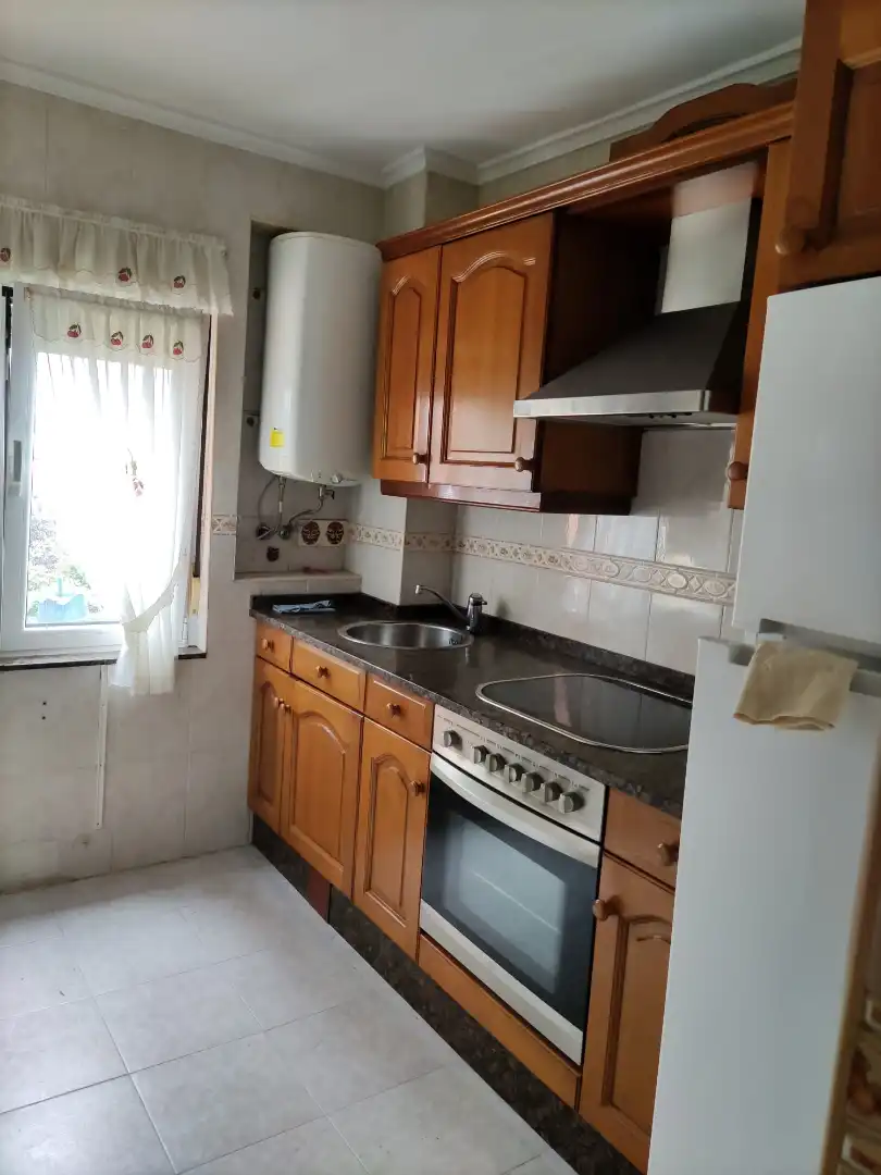 Cuina de Pis en venda en Avilés amb Calefacció i Moblat