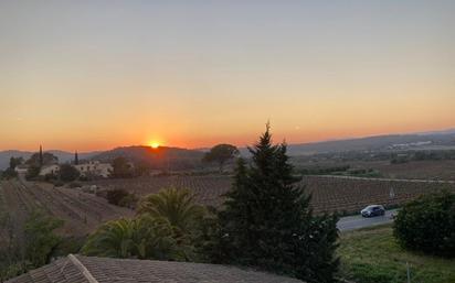 Vista exterior de Apartament en venda en Sant Pere de Ribes amb Balcó