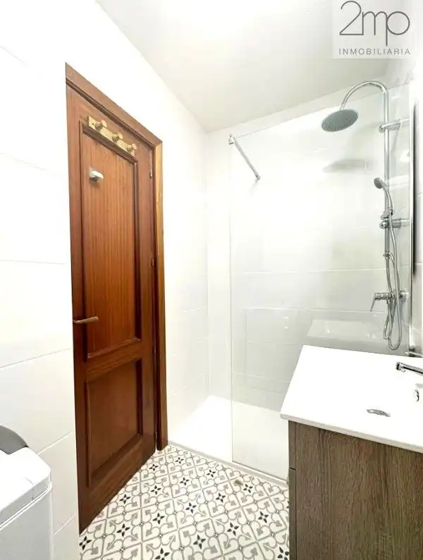 Bany de Apartament en venda en Manzanares El Real amb Terrassa, Rentadora i Piscina comunitària