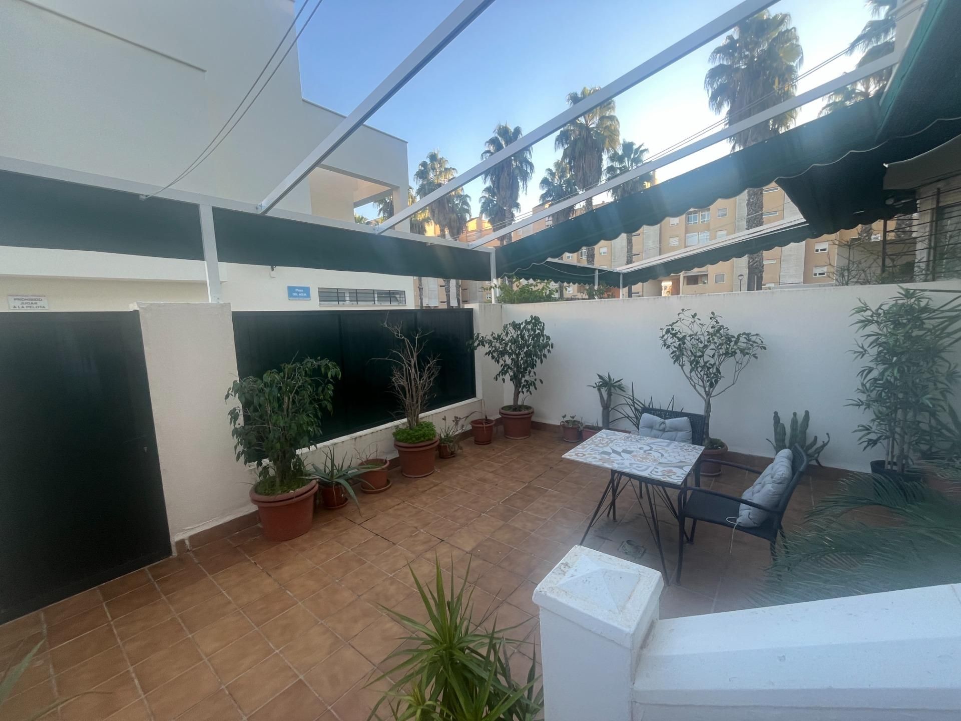 Terrassa de Casa adosada en venda en Jerez de la Frontera amb Aire condicionat, Calefacció i Terrassa