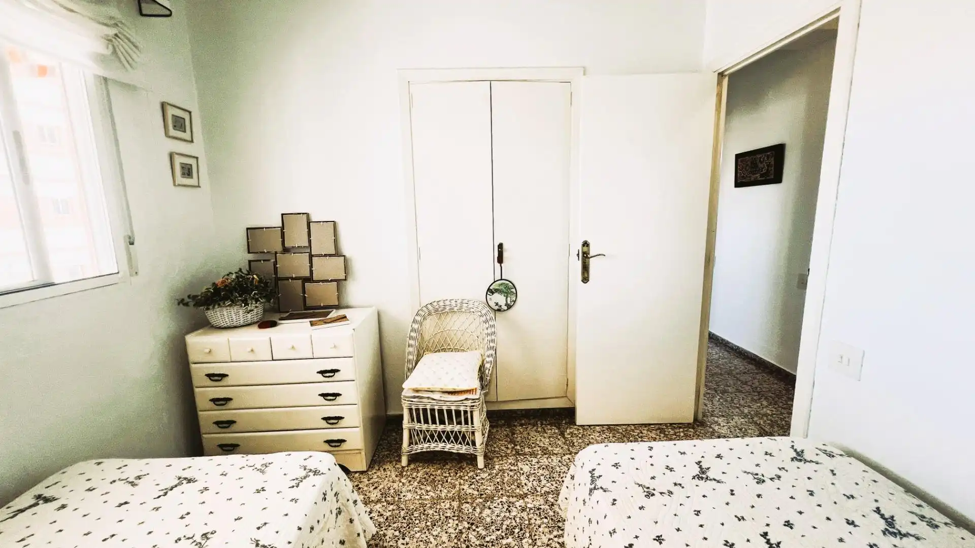 Schlafzimmer von Wohnungen zum Verkauf in Benicasim / Benicàssim mit Privatgarten, Terrasse und Abstellraum