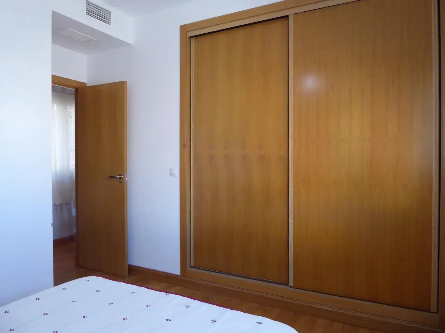 Schlafzimmer von Wohnung zum Verkauf in Jerez de la Frontera mit Klimaanlage, Parkett und Möbliert