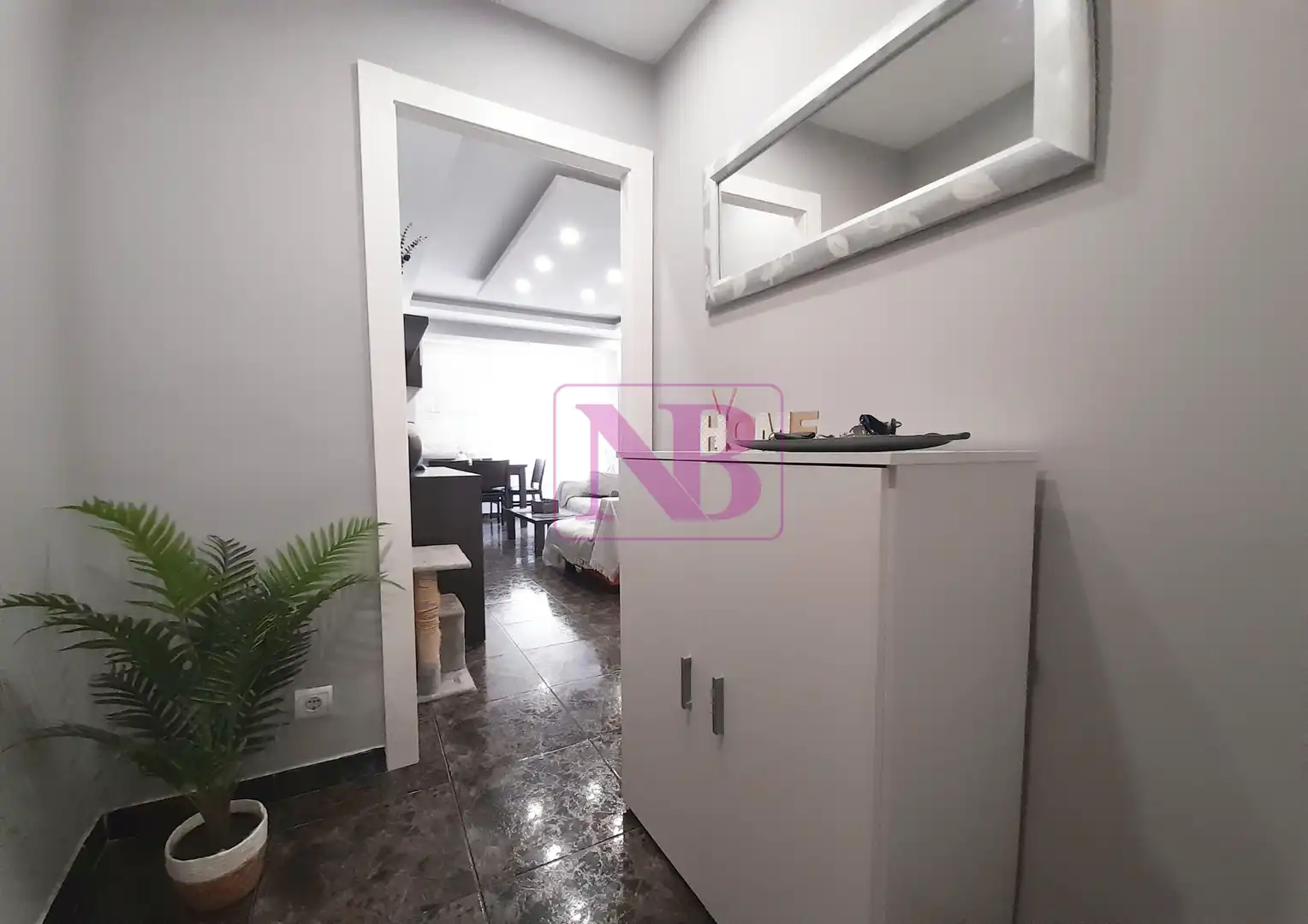 Flat with terrace for sale in Carrer Vint 60, imagen 4