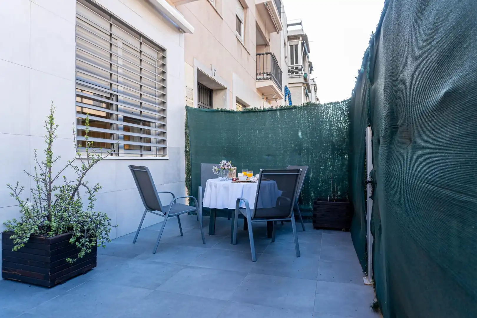 Terrassa de Planta baixa de lloguer en Sevilla amb Aire condicionat, Calefacció i Moblat