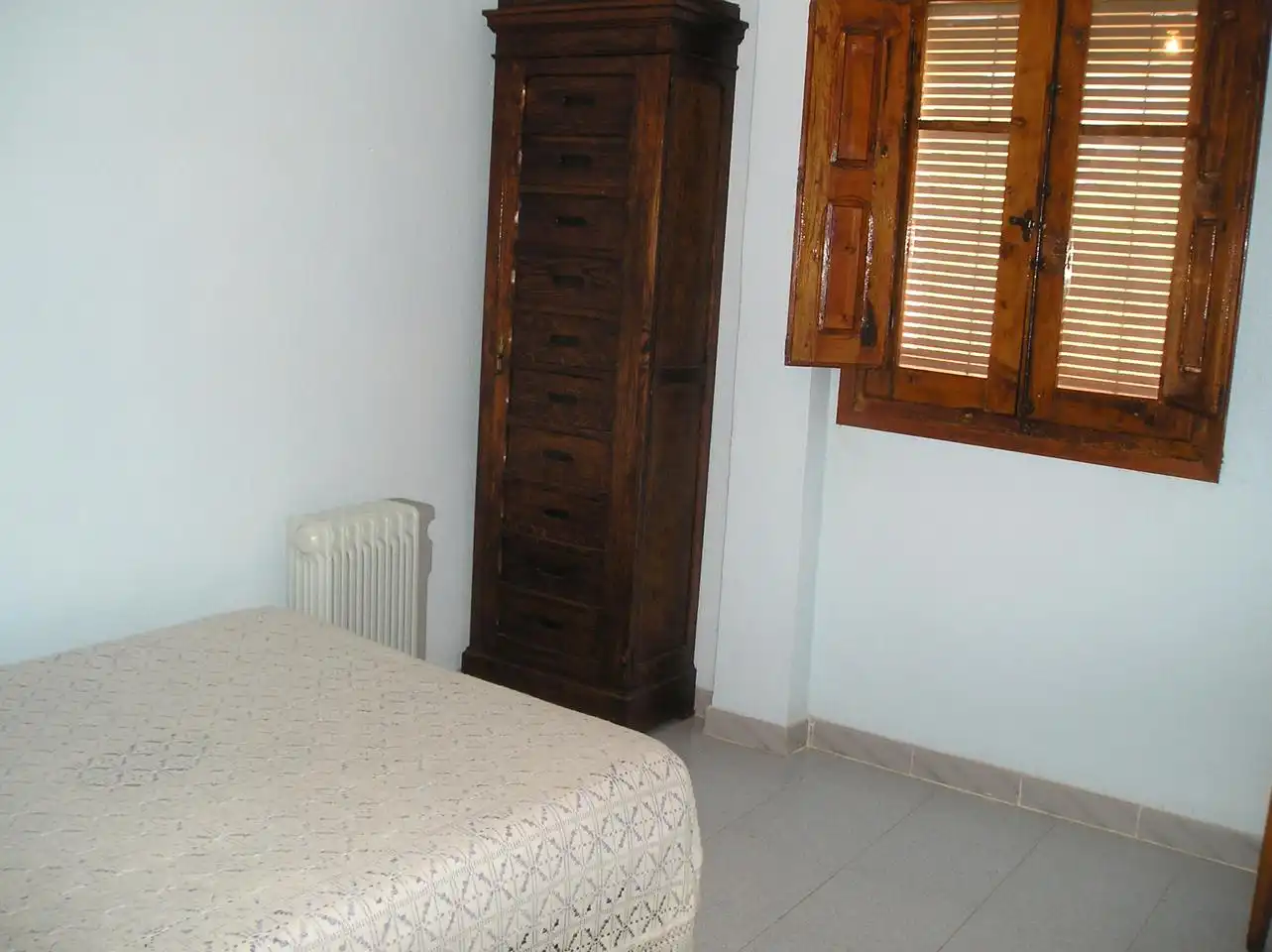 Dormitori de Casa o xalet en venda en Terrer amb Terrassa i Moblat