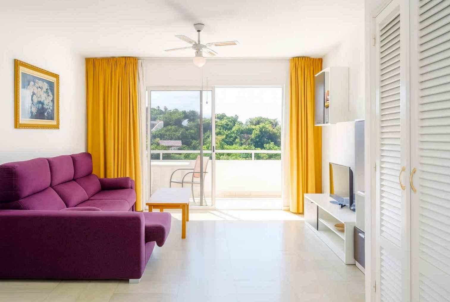 Sala d'estar de Estudi en venda en Adeje amb Terrassa