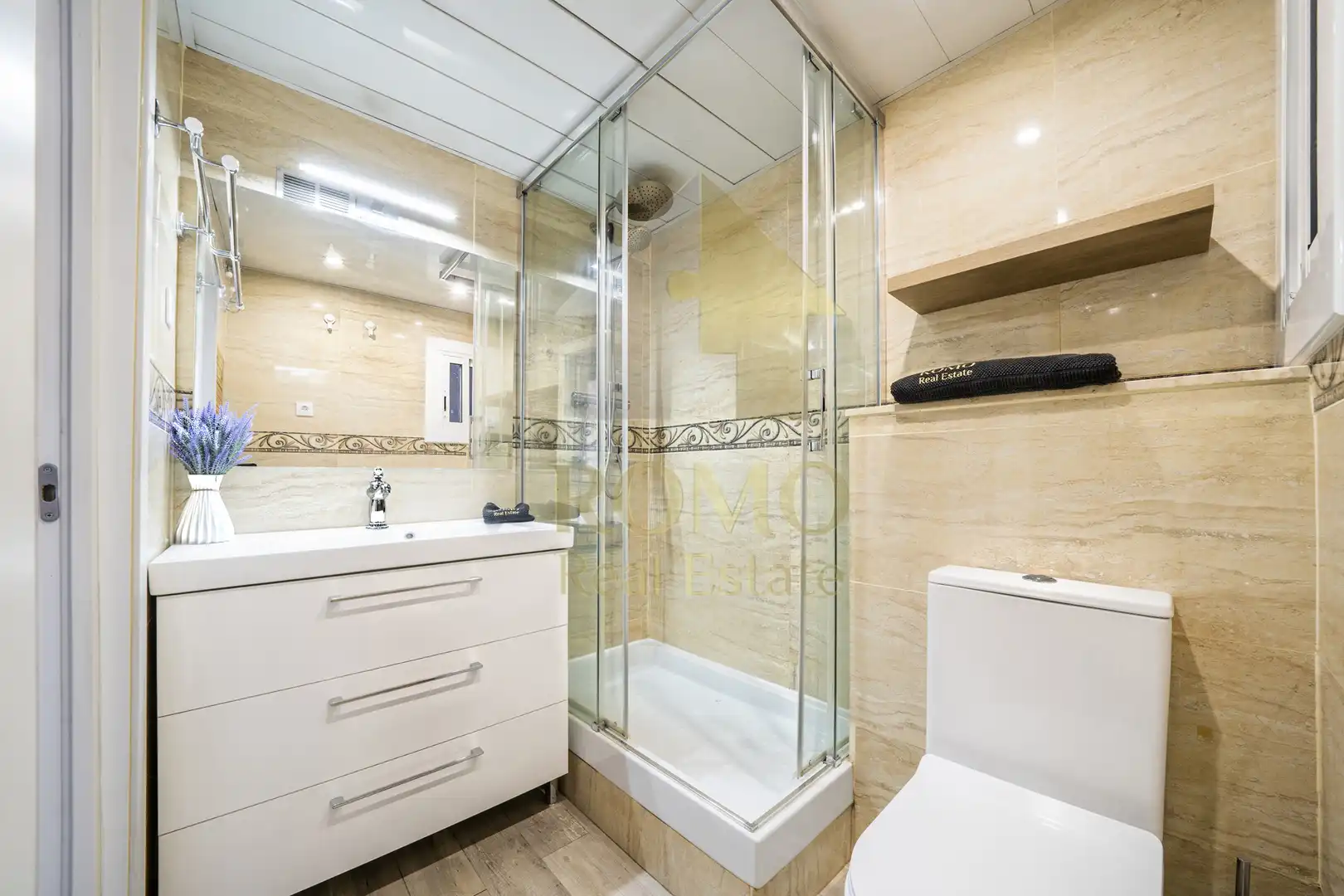 Baño de Piso en venta en Santa Perpètua de Mogoda con Calefacción, Parquet y Balcón