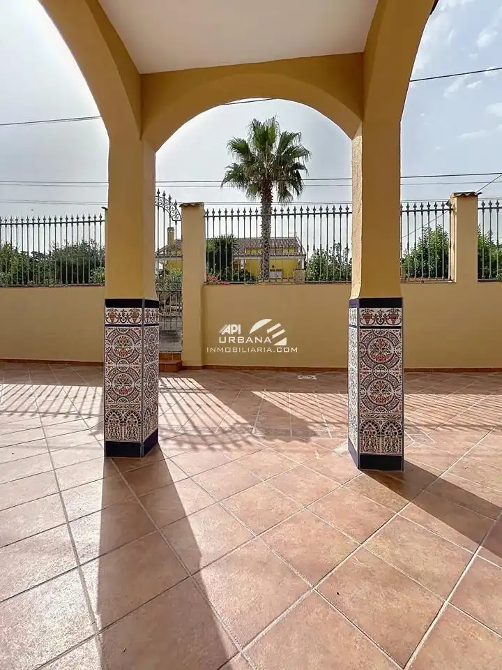 Vista exterior de Casa o chalet en venta en Lucena con Aire acondicionado, Jardín privado y Terraza