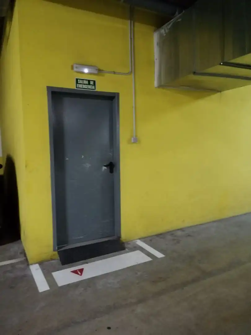 Parkplatz mit Aufzug zum Verkauf in Carrer del Torrent de l'Olla 163, imagen 5