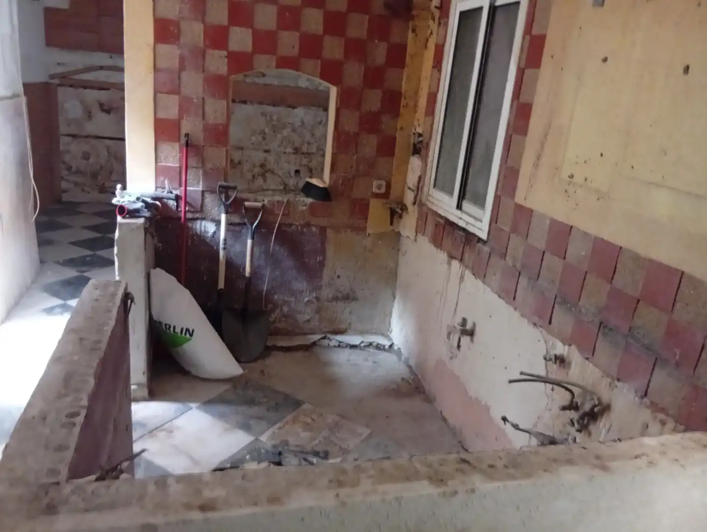 Bathroom of Ground floor for sale in Madrid