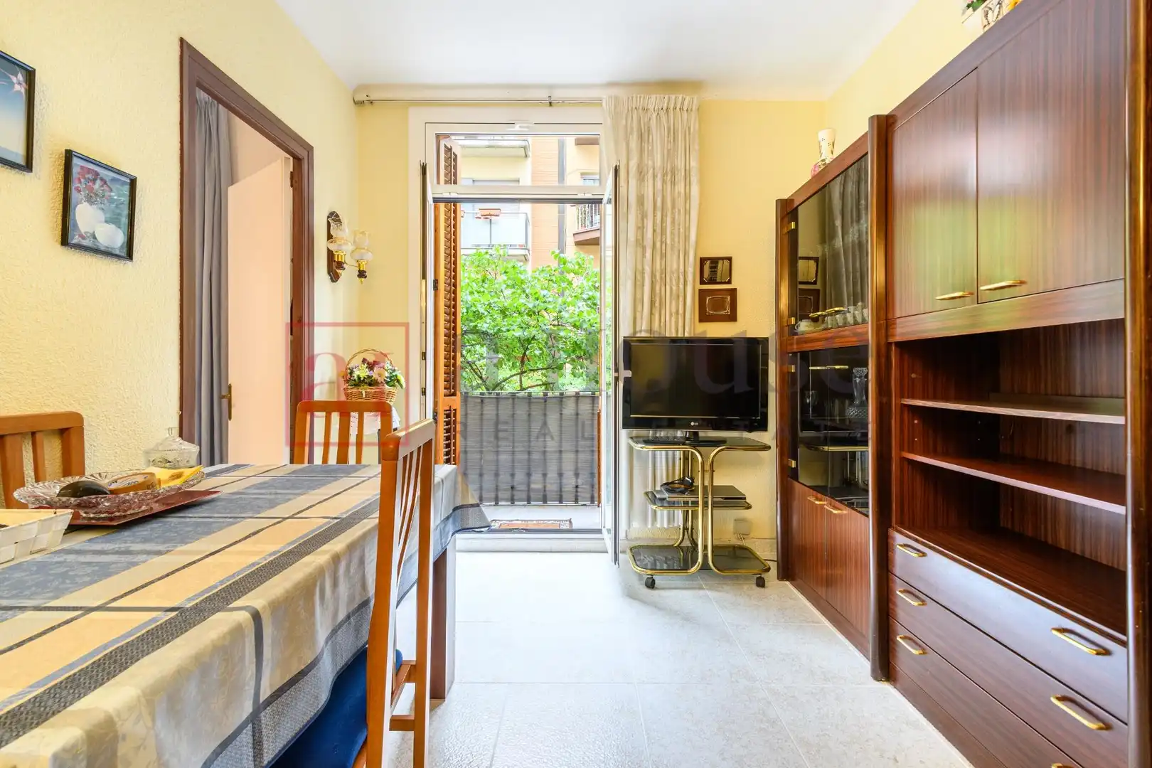 Sala de estar de Piso en venta en Barcelona con Terraza, Amueblado y Balcón