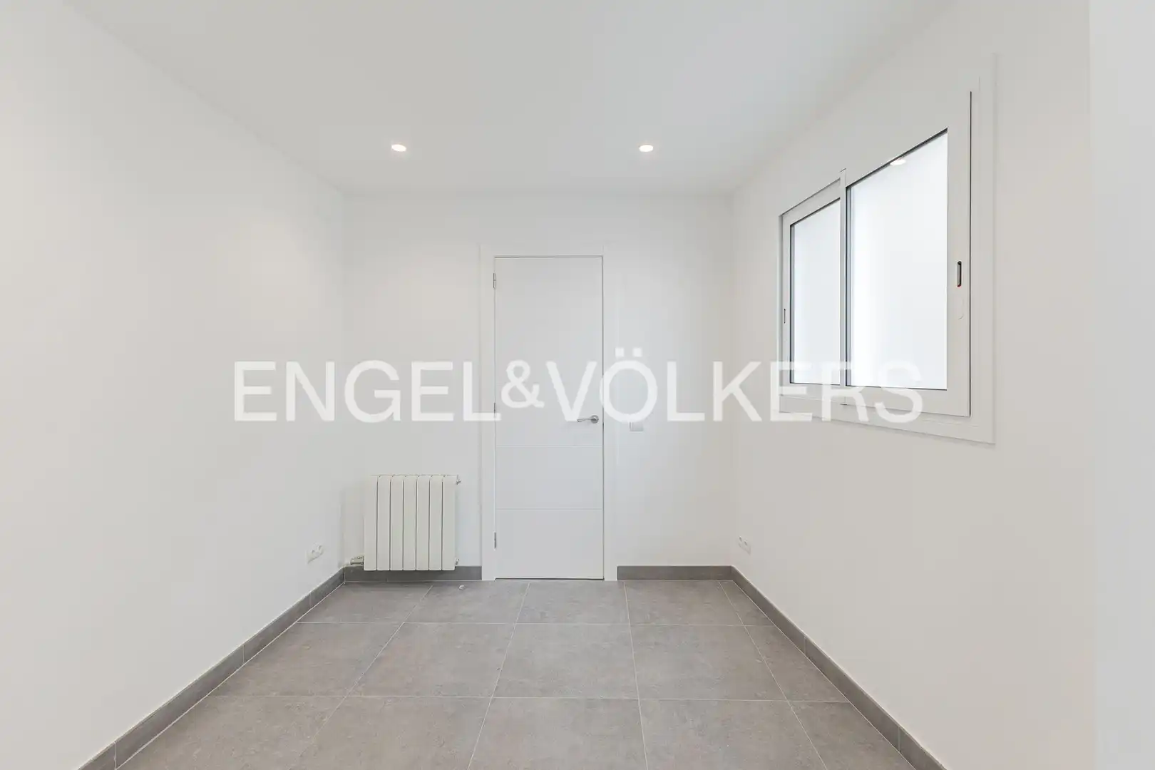 Wohnung zur Miete in Barcelona mit Klimaanlage, Heizung und Parkett