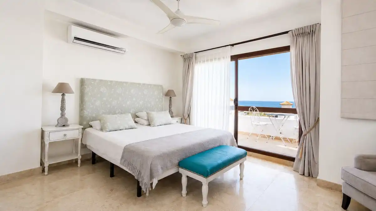 Bedroom of Detached homes for sale in La Alcaidesa  with Air Conditioner, Private garden and Terrace