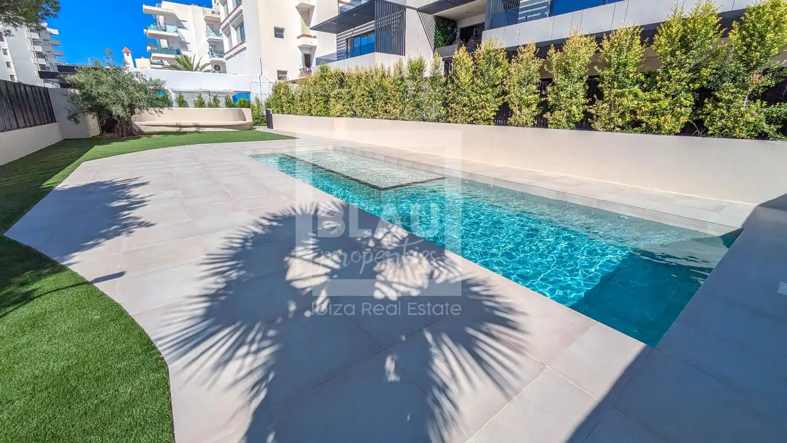 Flat with pool for sale in Cervantes, imagen 2