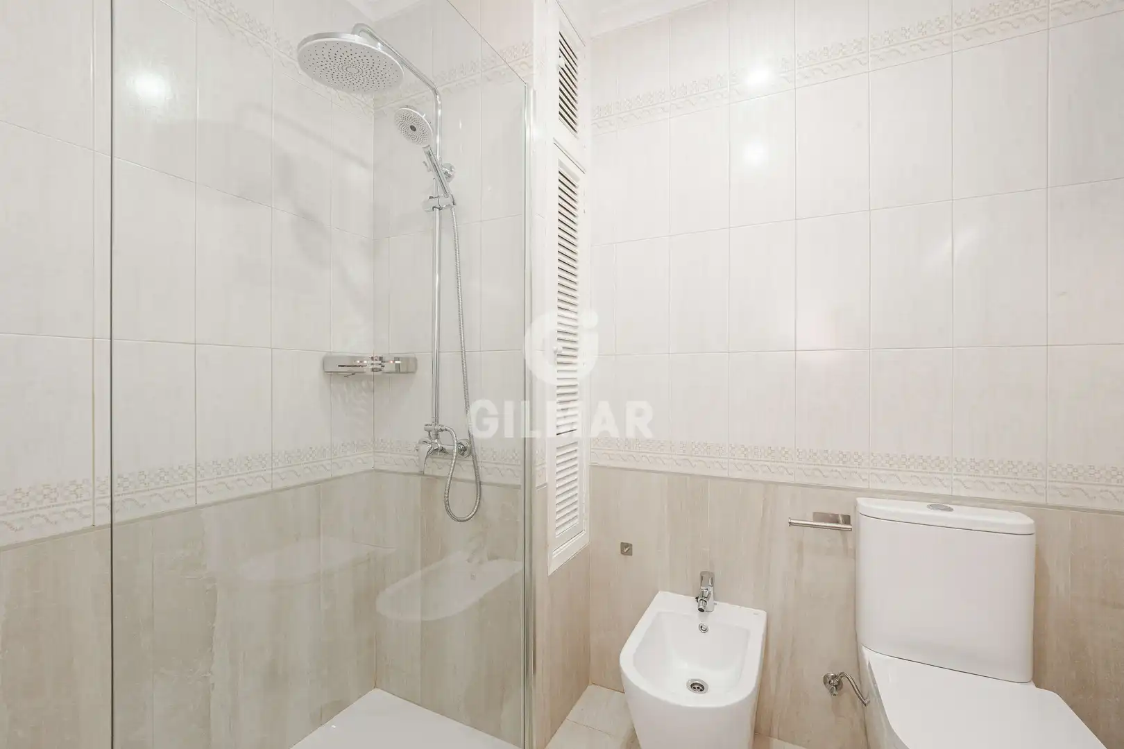 Baño de Piso en venta en Sevilla con Calefacción