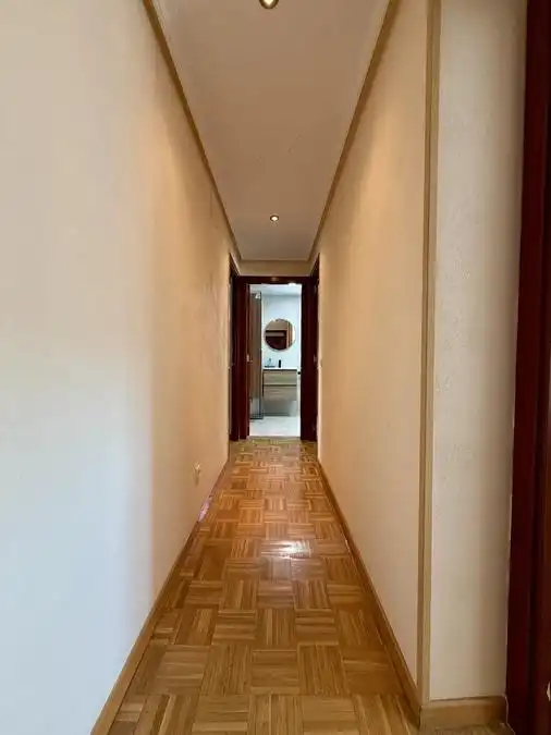 Wohnung zum Verkauf in Madrid mit Klimaanlage, Heizung und Schwimmbad