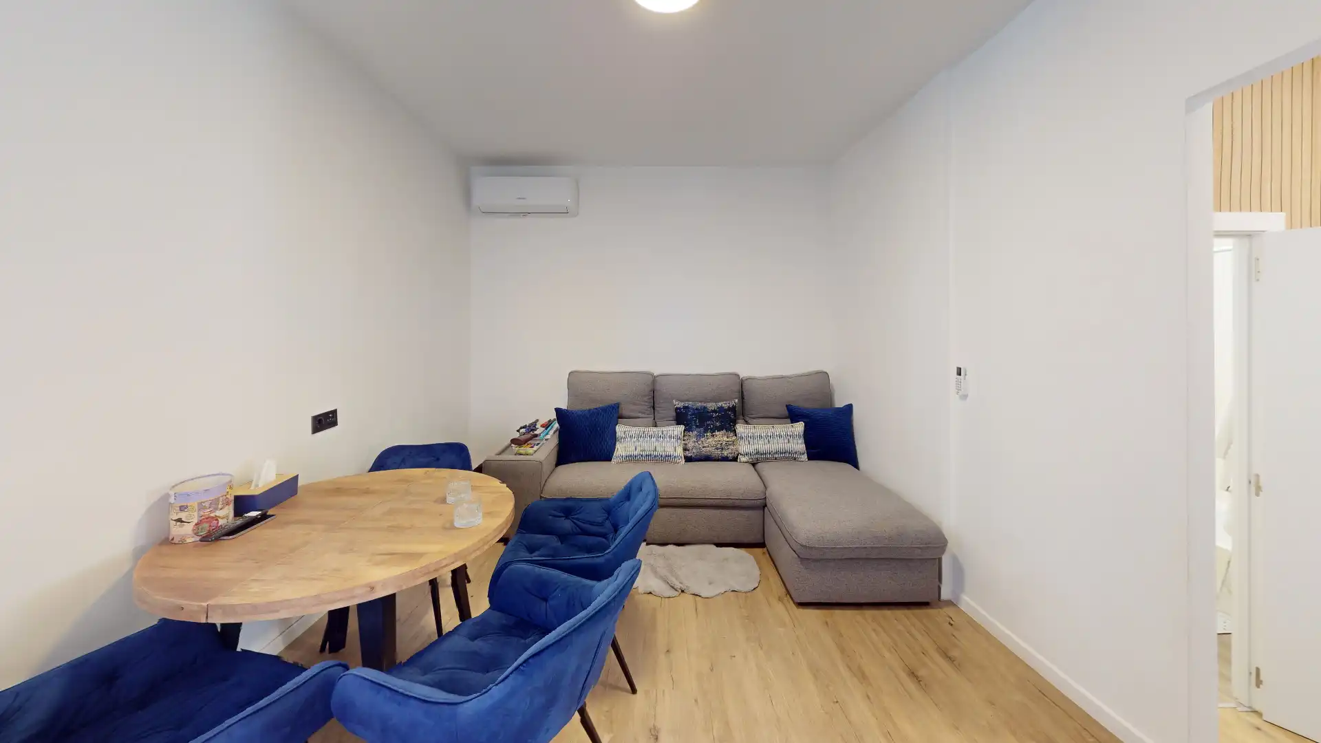 Sala de estar de Casa o chalet en venta en Almería con Aire acondicionado, Parquet y Trastero