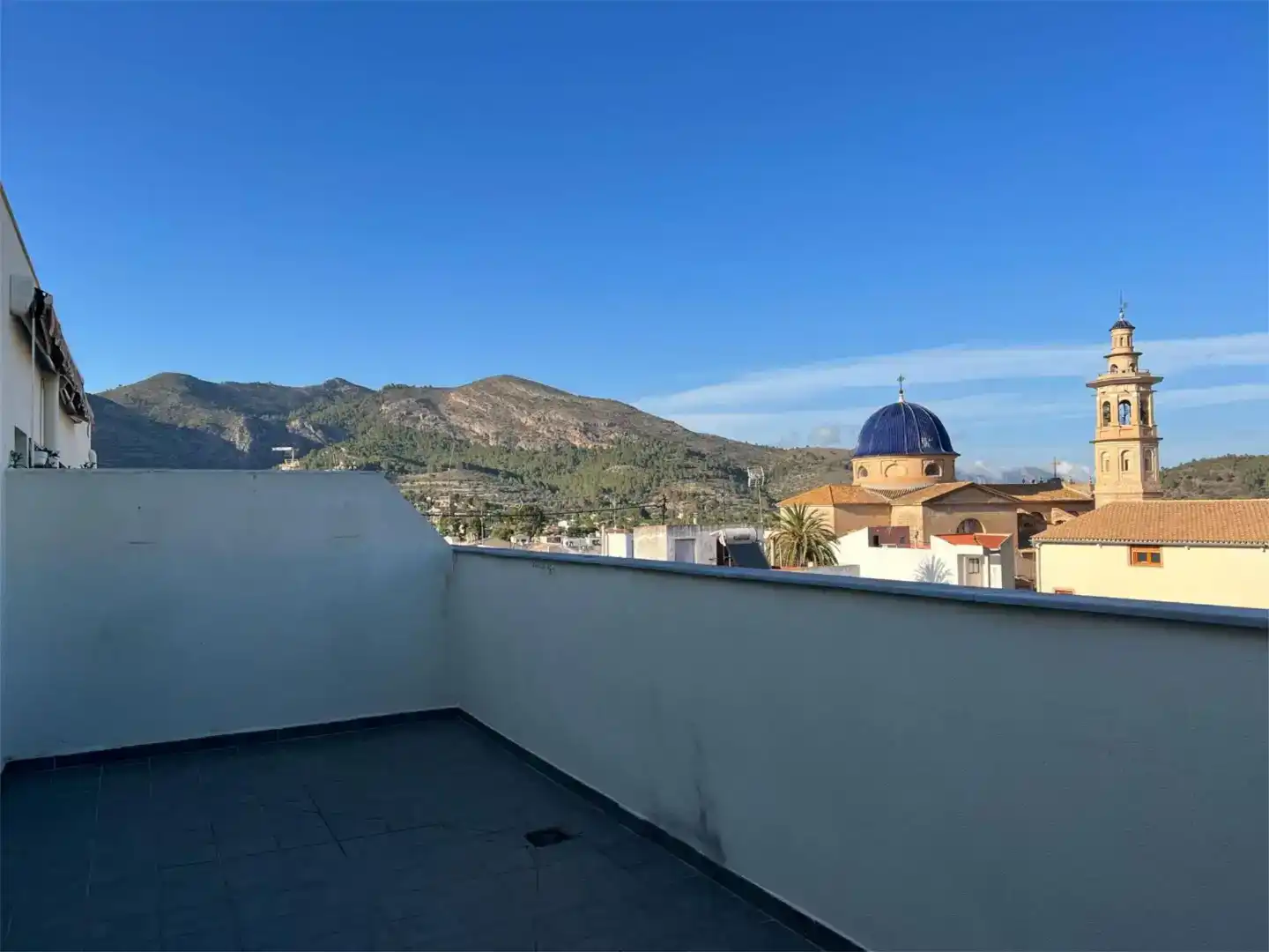 Vista exterior de Pis en venda en Xaló amb Aire condicionat