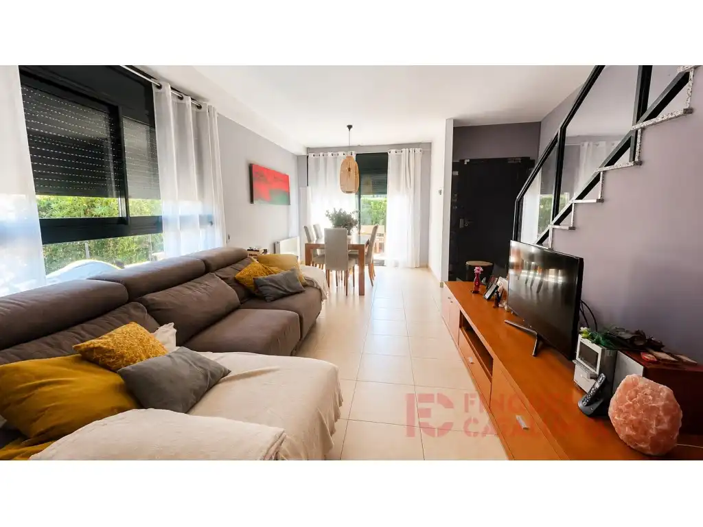 Sala d'estar de Casa o xalet en venda en Cassà de la Selva