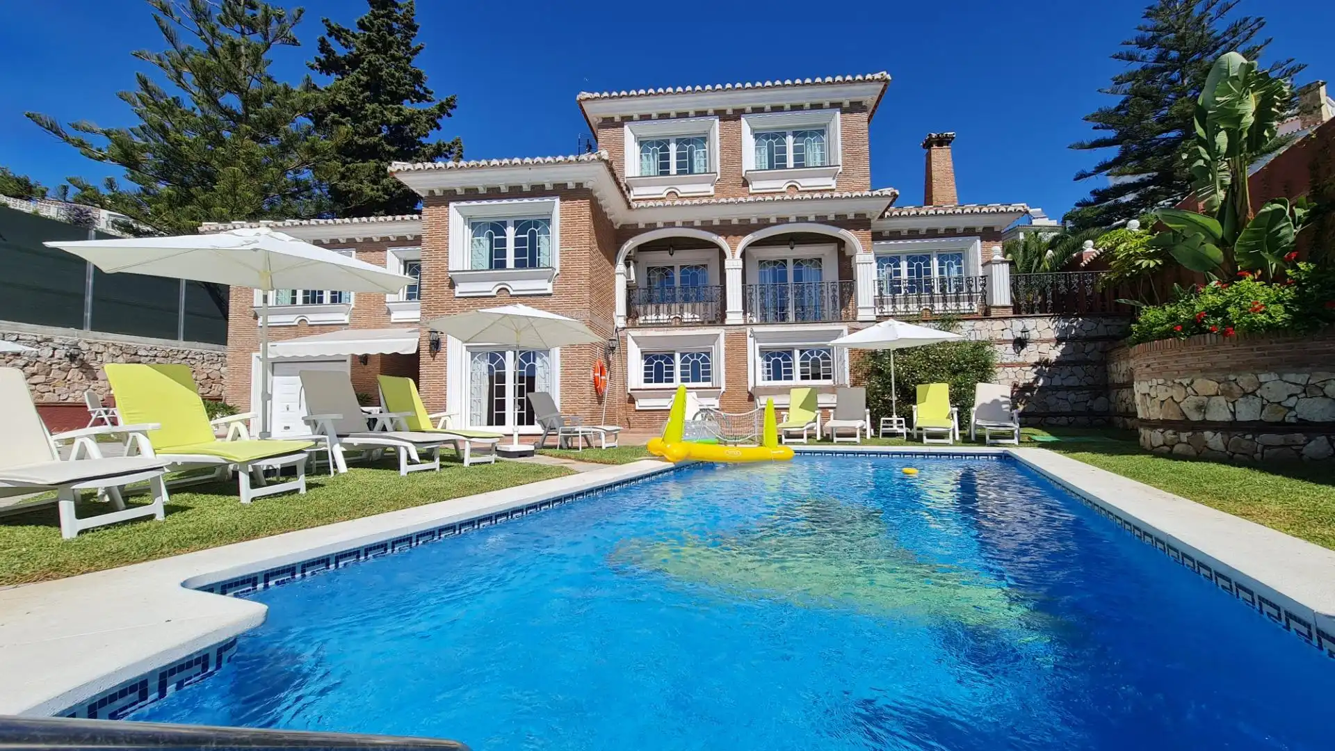 Garden of Houses for sale in Benalmádena  with Air Conditioner, Private garden and Terrace