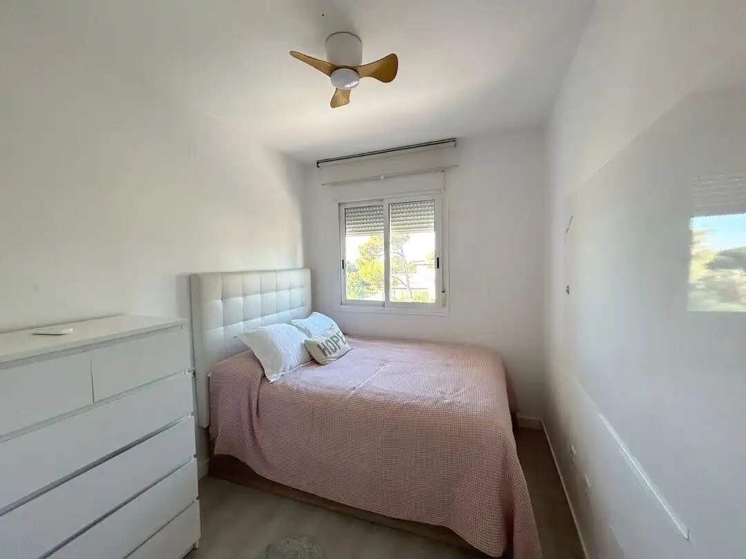 Habitación de Dúplex en venta en Marbella con Aire acondicionado, Calefacción y Jardín privado