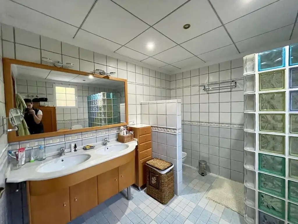 Bany de Casa o xalet en venda en Albatera amb Aire condicionat i Jardí privat
