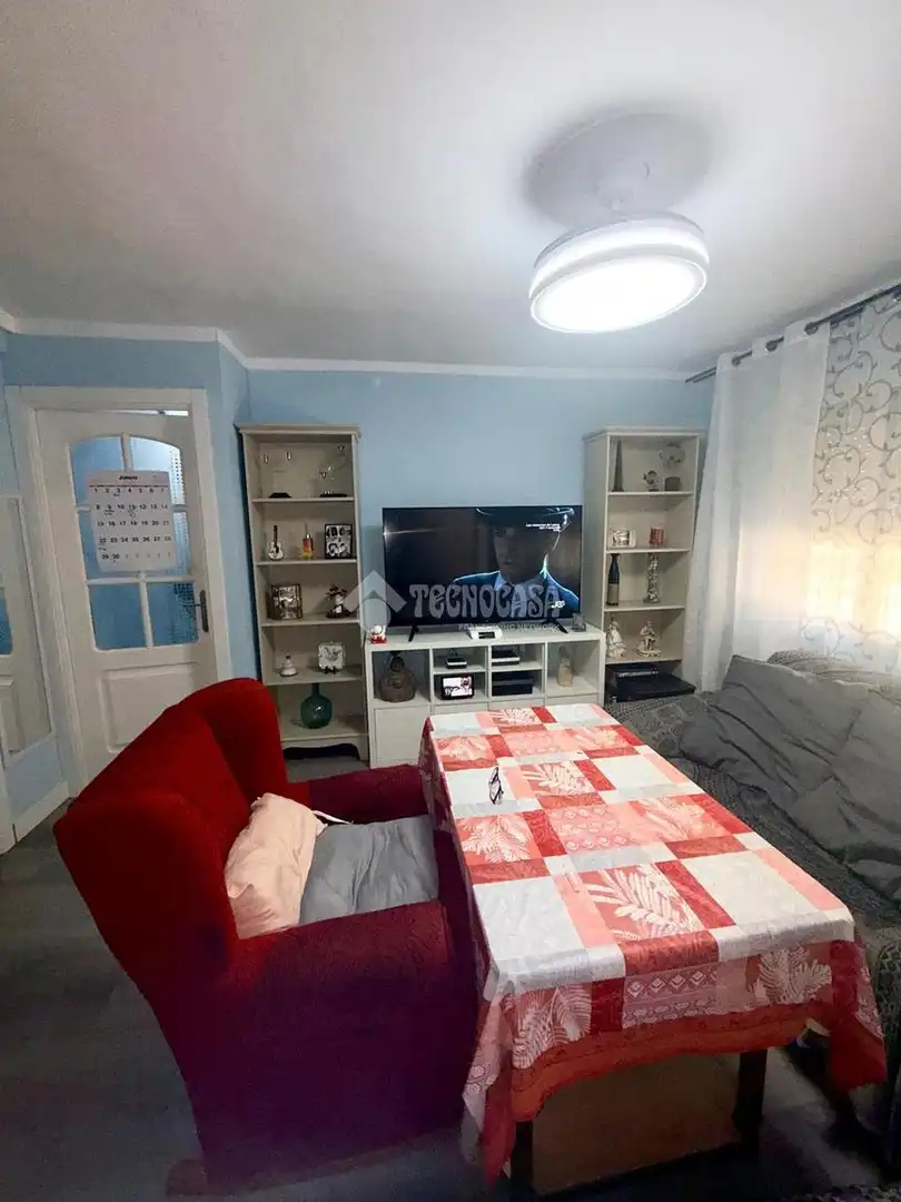 Living room of Flat for sale in Sevilla  with Heating