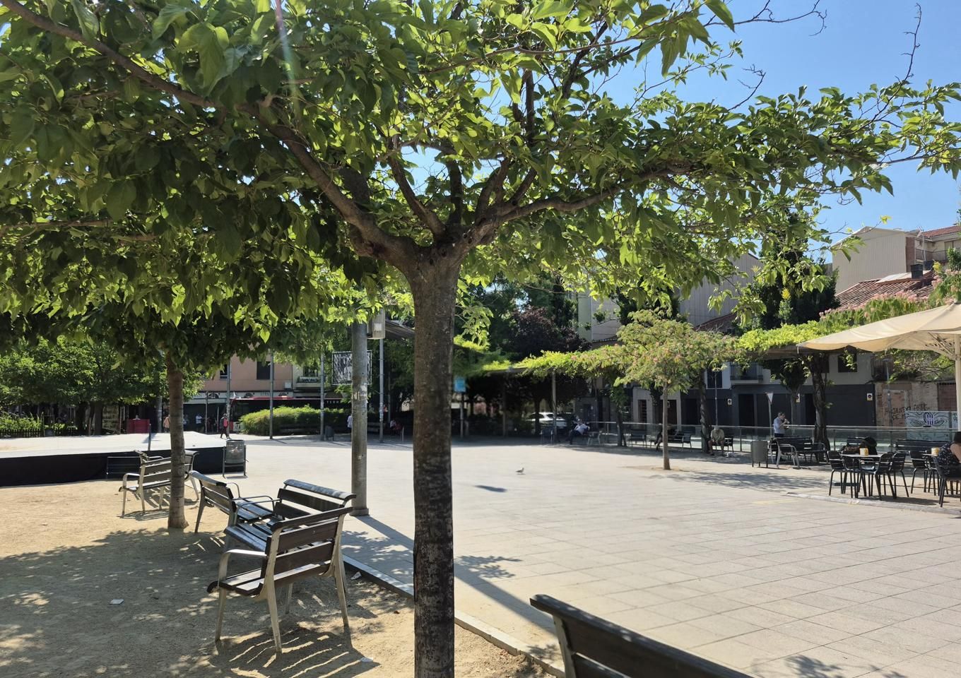 Vista exterior de Piso en venta en Terrassa con Terraza y Amueblado