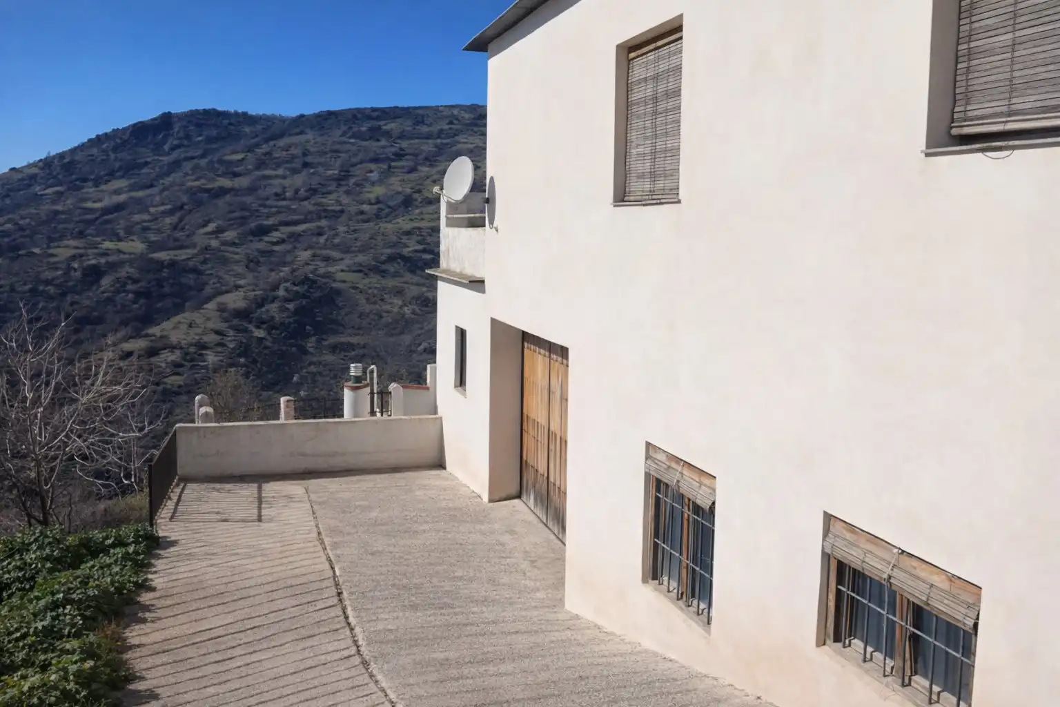 Vista exterior de Casa o chalet en venta en Bubión con Terraza