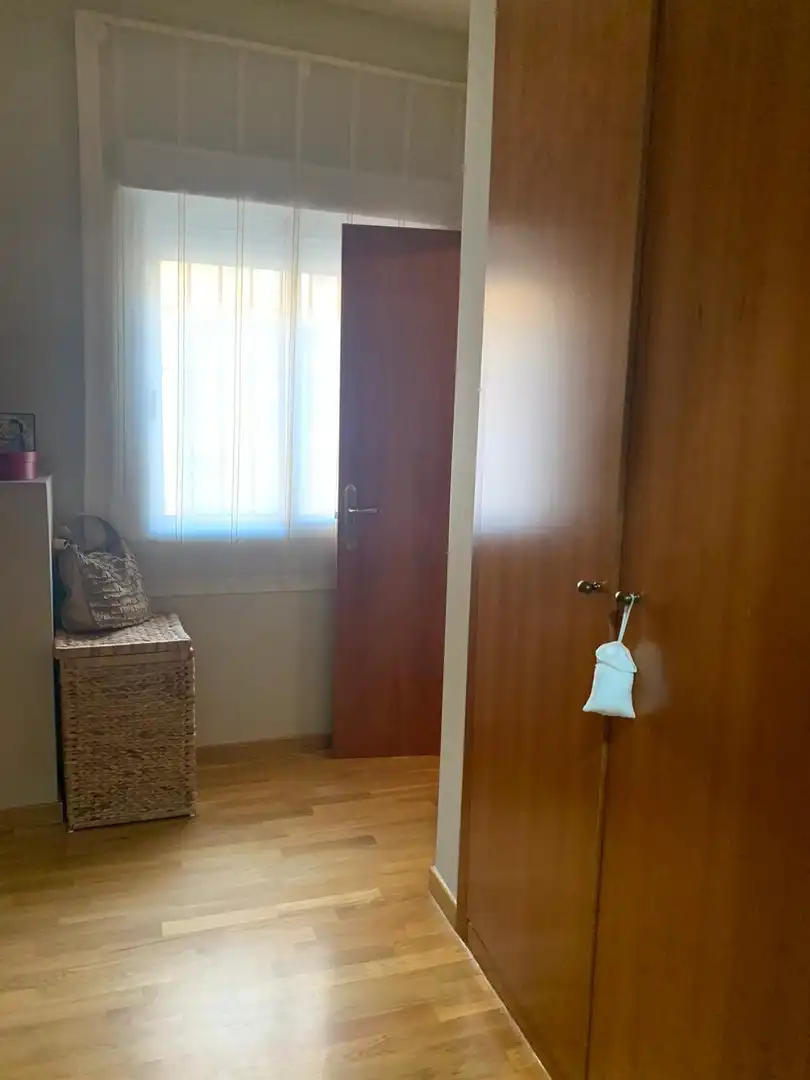 Habitación de Piso de alquiler en Murcia con Aire acondicionado, Calefacción y Trastero